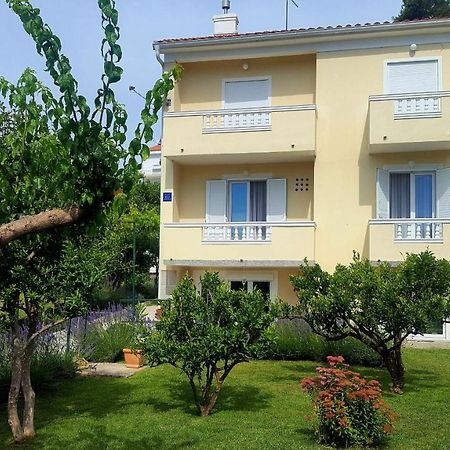 Banjol Apartments With A Parking Space Rab - 12383 מראה חיצוני תמונה
