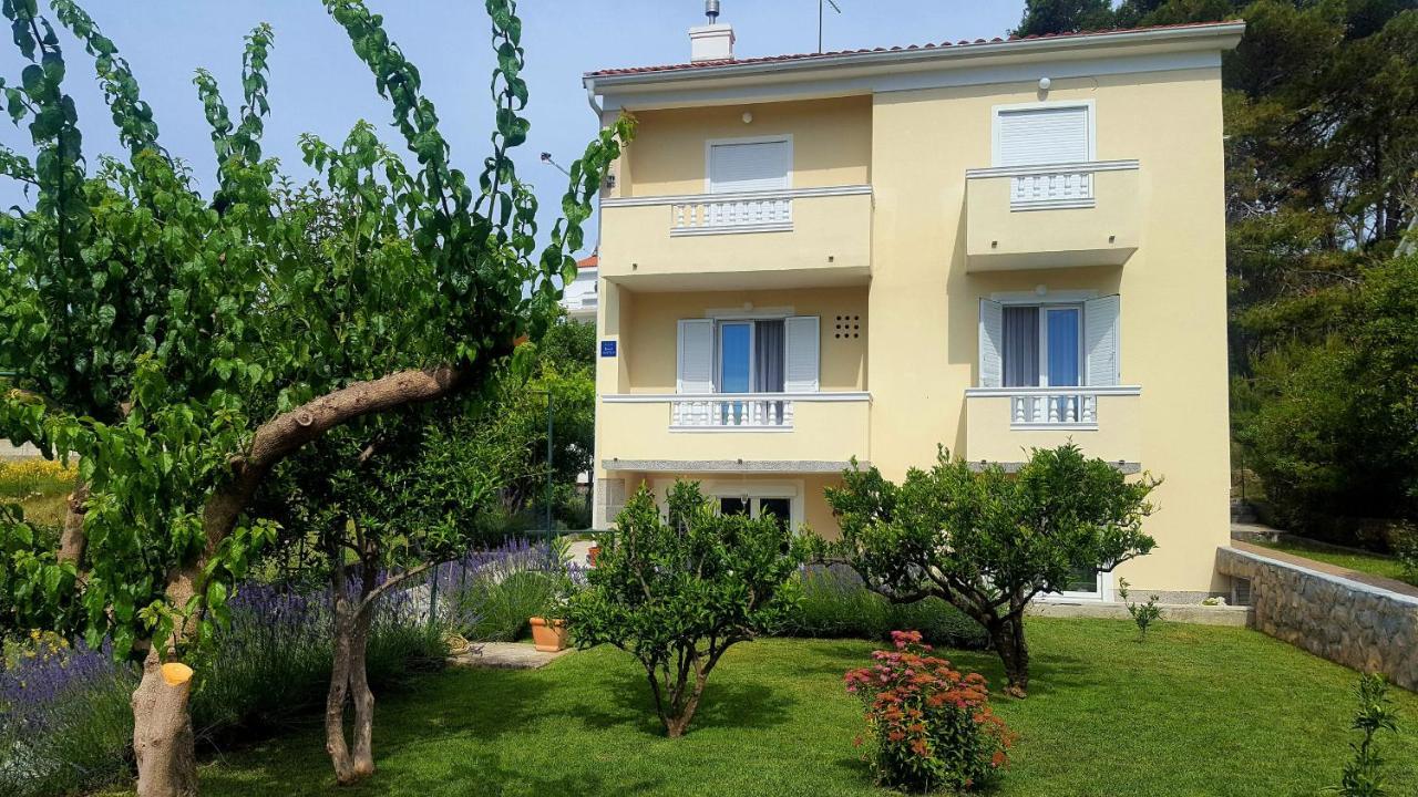Banjol Apartments With A Parking Space Rab - 12383 מראה חיצוני תמונה